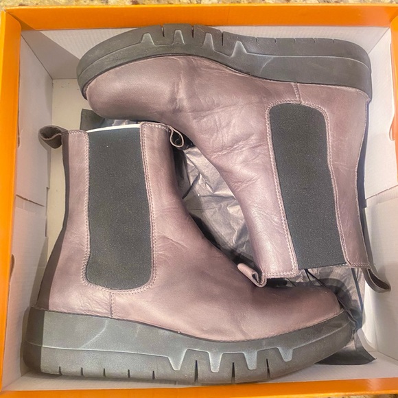 Miz Mooz Unique Grey Boot. BNWB - Picture 3 of 9